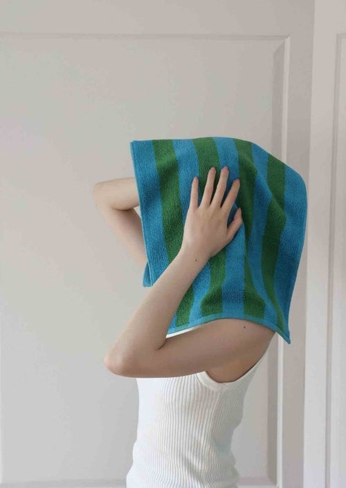 Serviette de bain ultra douce et absorbante à rayures rétro - 100 % coton biologique de qualité supérieure