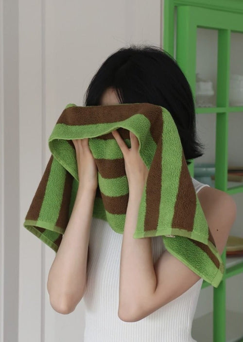 Serviette de bain ultra douce et absorbante à rayures rétro - 100 % coton biologique de qualité supérieure